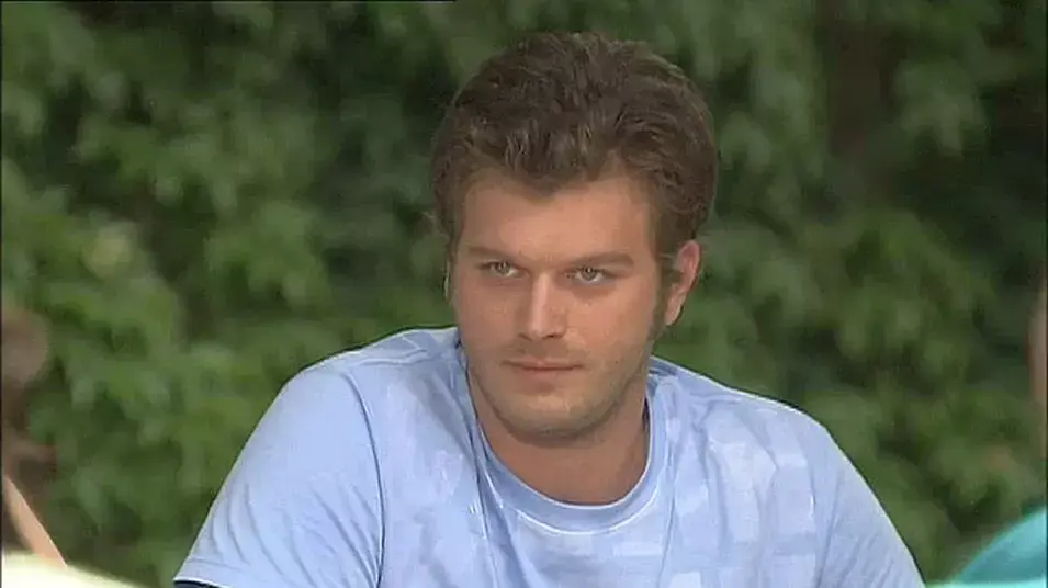 VP101689_web_hq - ask i memnu