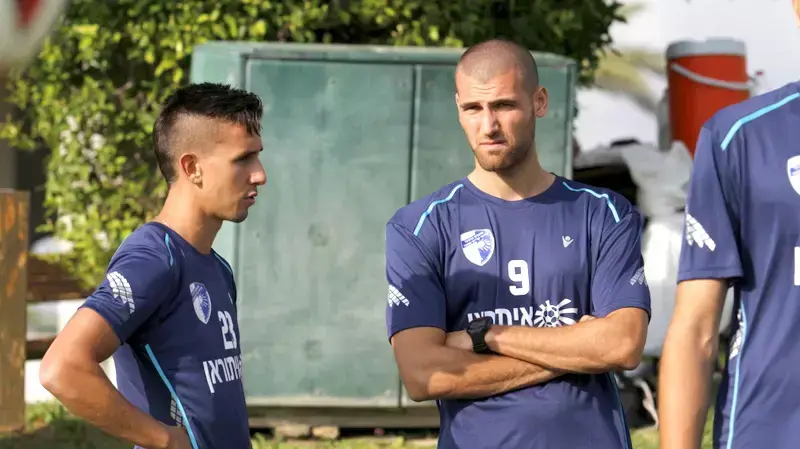 עידו אקסברד עירוני קרית שמונה עם אדריאן רוצ'ט