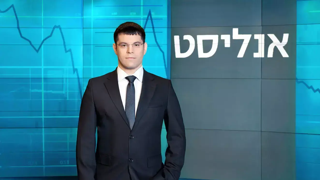 מתן חודורוב אנליסט