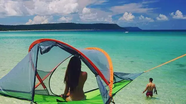 אוהל תלוי על עץ של טנטסיל Tentsile