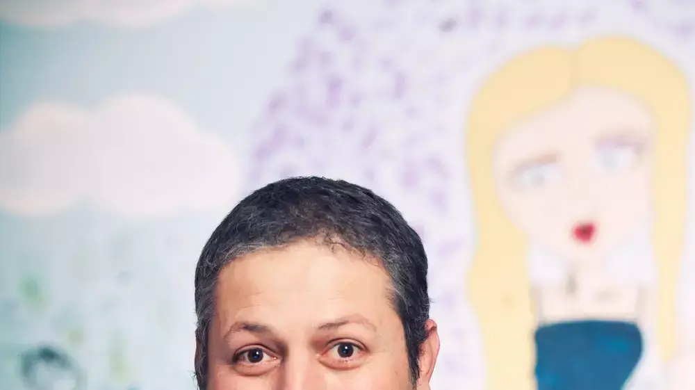 מלאכים נופלים  שרון הולצמן