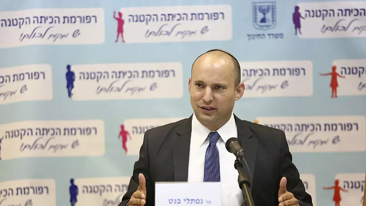 שר החינוך נפתל בנט, תל אביב אוגוסט 2015 שר החינוך נפתל בנט, תל אביב אוגוסט 2015
