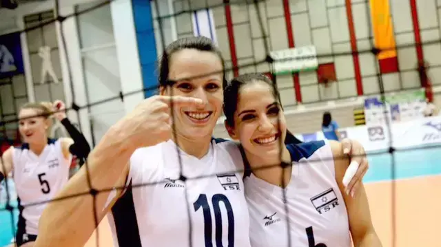 שחקניות נבחרת ישראל בכדורעף