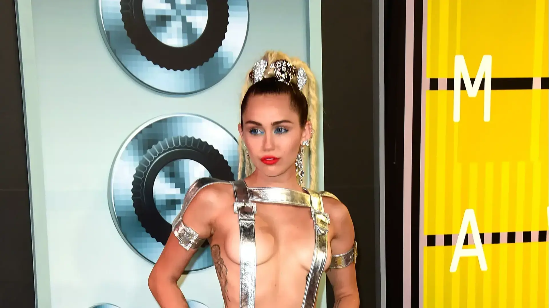 השטיח האדום בטקס פרסי VMA 2015