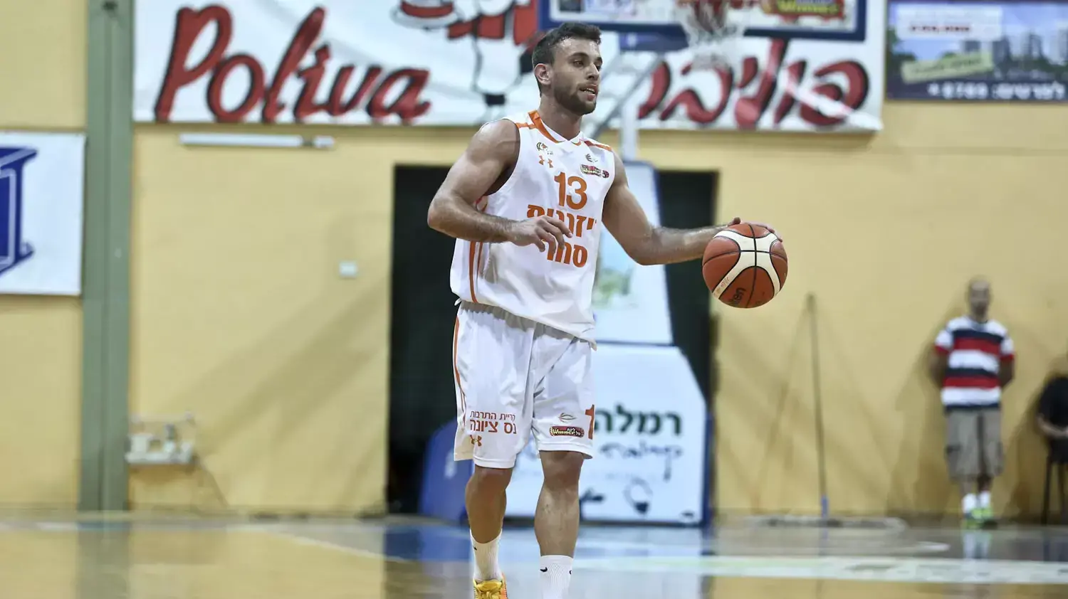 שחקן עירוני נס ציונה יחזקאל סקוורר