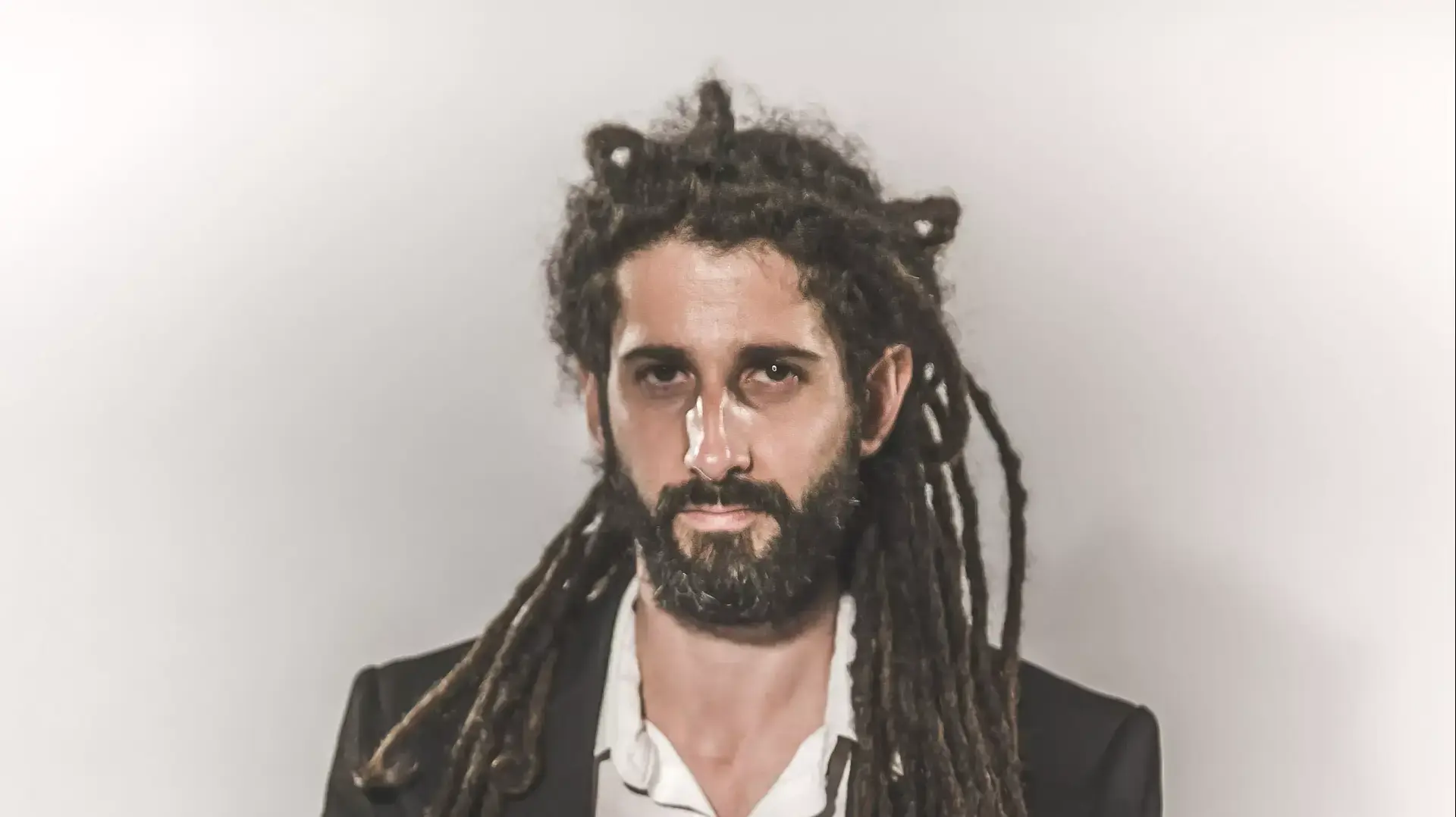 חנוך טיאר והאופרייטעס  שמיטה