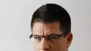 פמלי גייד עונה 3
