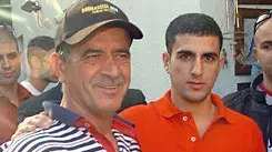 דרור אלפרון ואביו יעקב