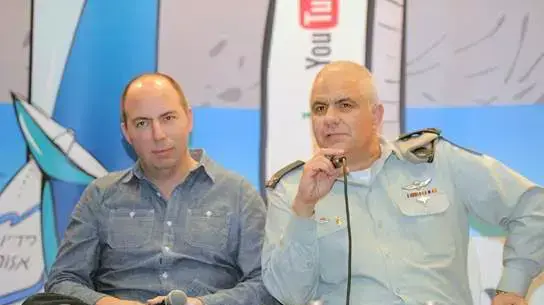 תמונות מפאנל "היחצ"ן הגדול בישראל".
