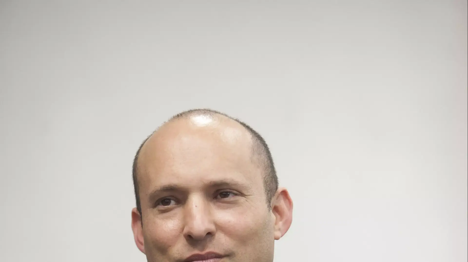 שר החינוך נפתלי בנט בביקור במרכז למידה חמד"ע תל אביב. נובמבר 2015