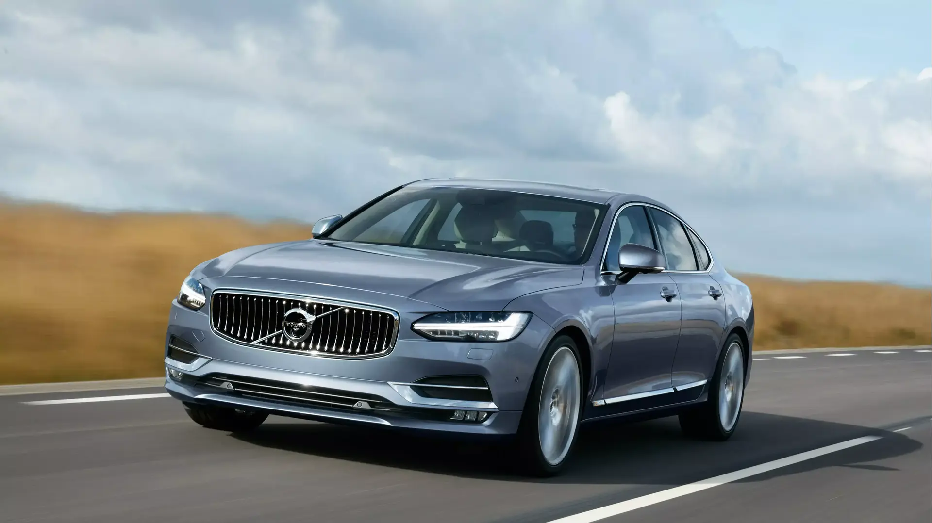 וולוו S90