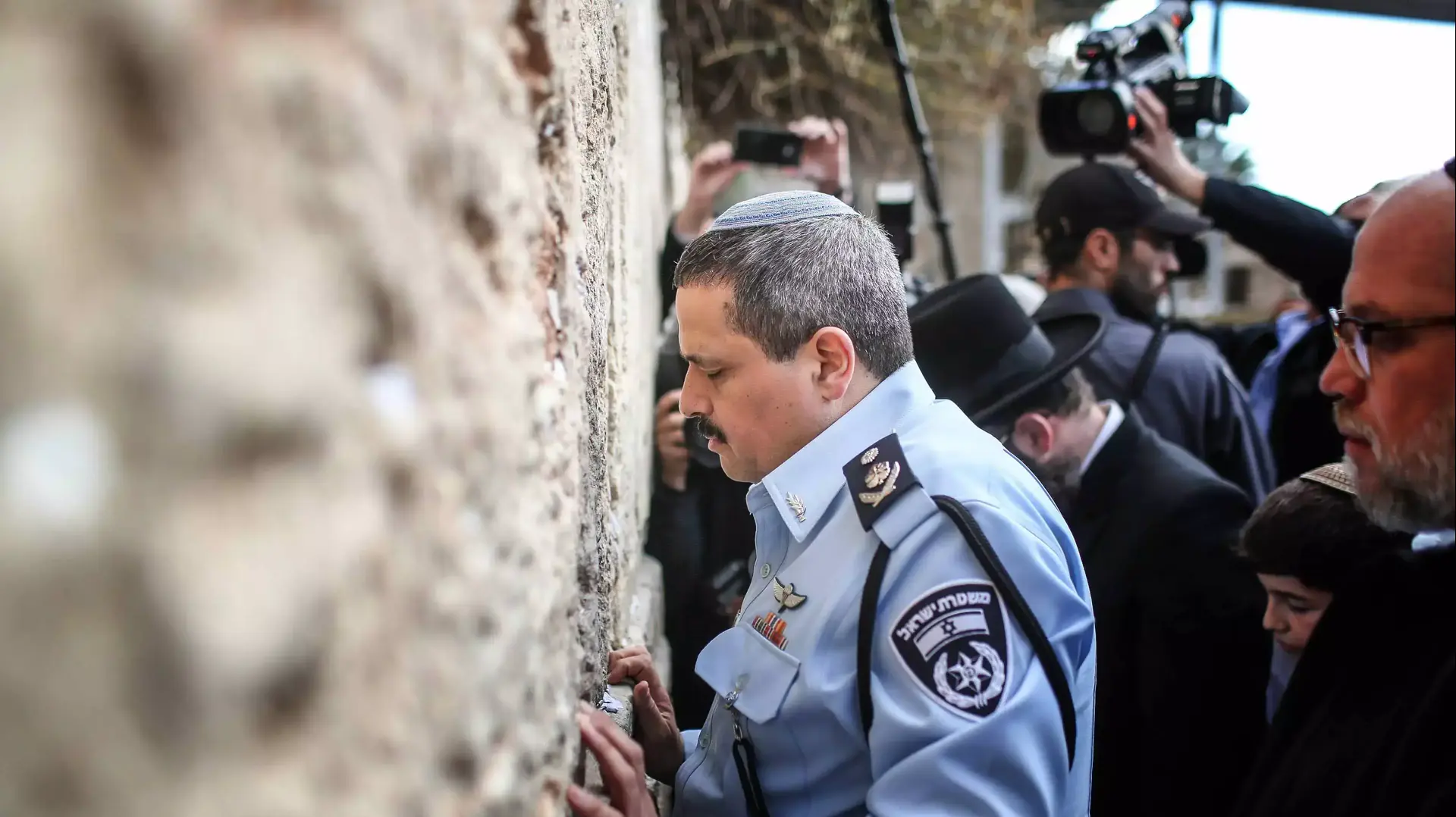רב ניצב רוני אלשיך ביום מינוי למפכ"ל המשטרה בכותל המערבי, 3 בדצמבר 2015