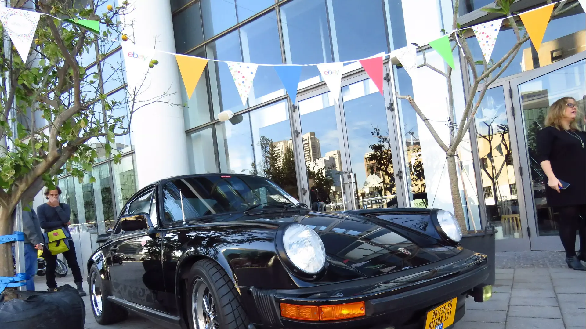 פורשה 911 אספנות באירוע השקת שיתוף פעולה עם USHOPS MOTORS