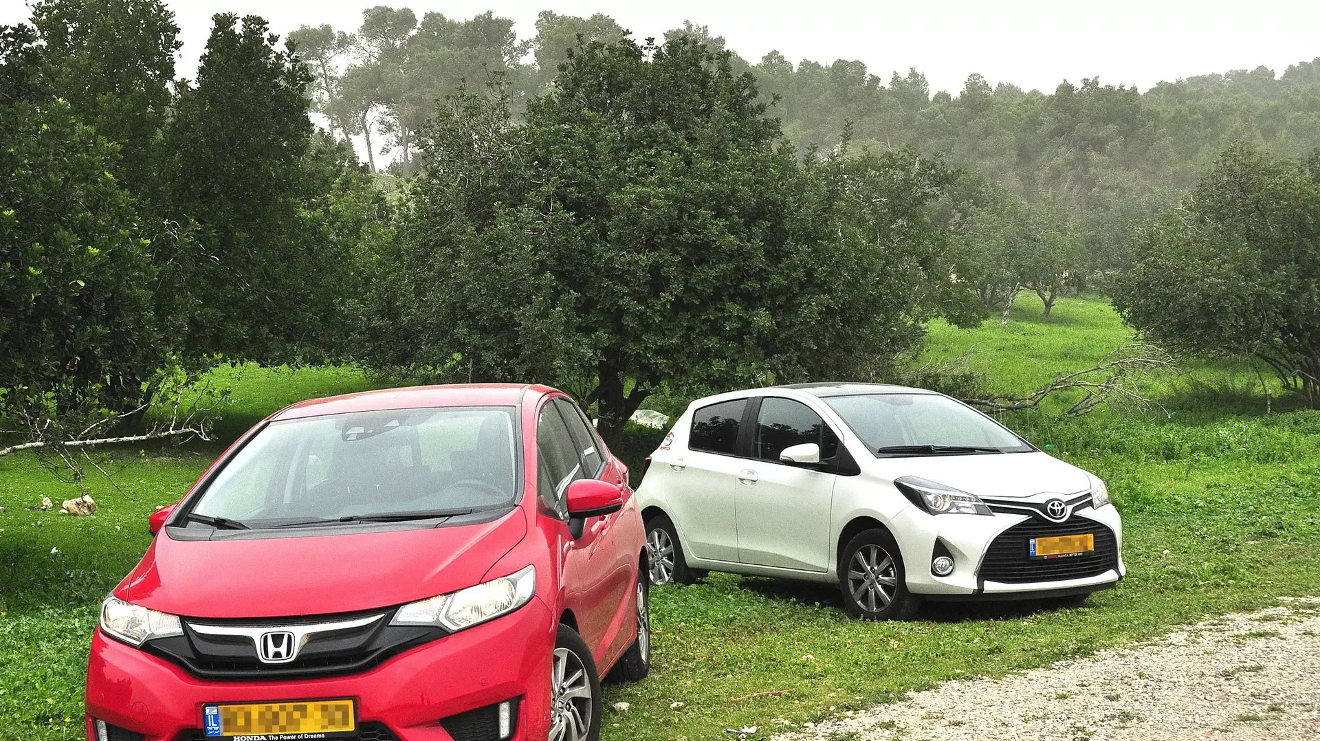 הונדה ג'אז נגד טויוטה יאריס