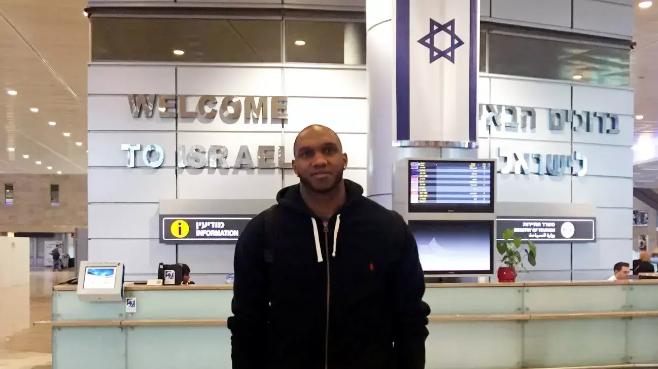 סדריק סימונס, שחקן מכבי תל אביב