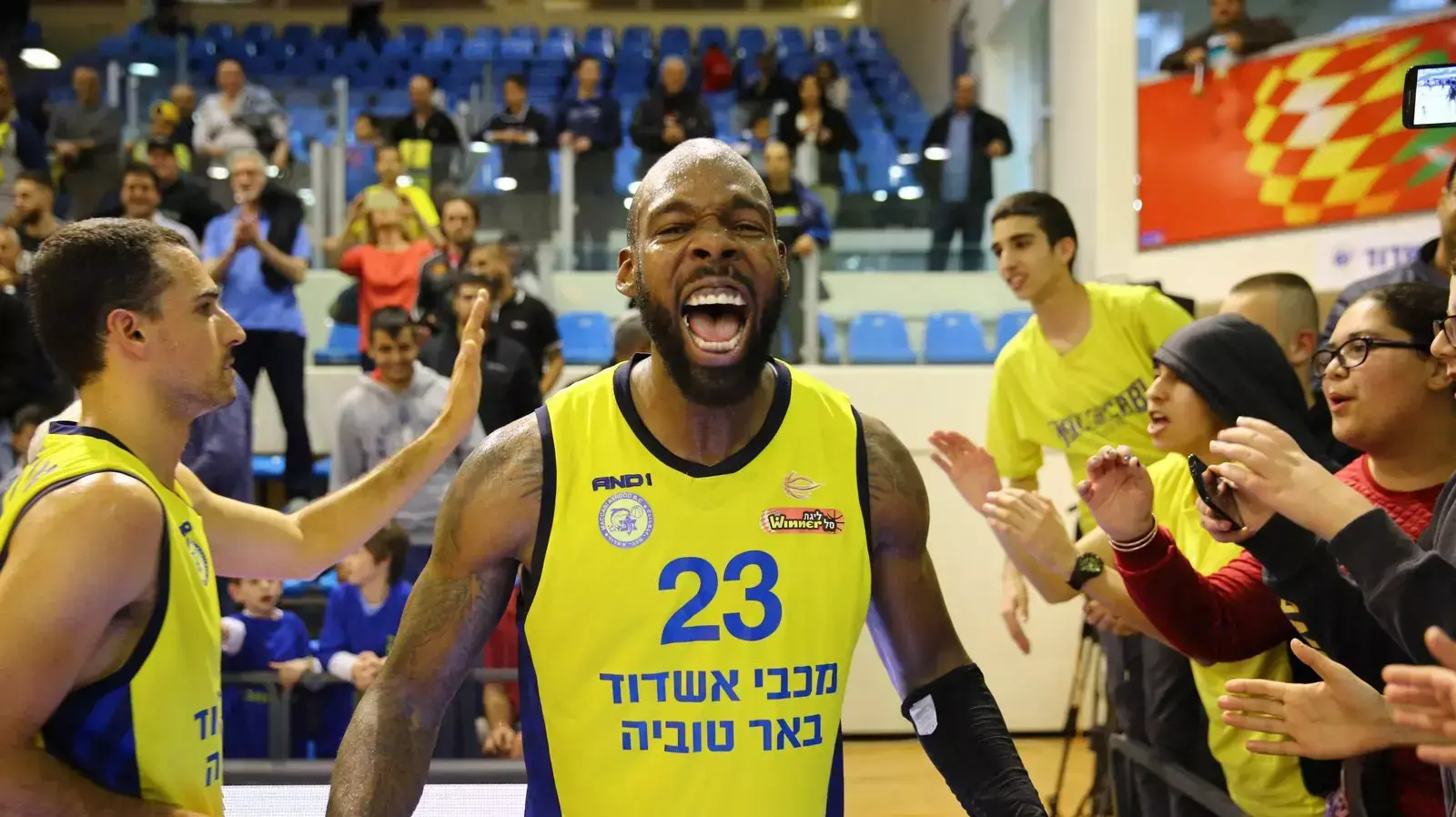 צ'ארלס תומאס שחקן מכבי אשדוד/באר טוביה