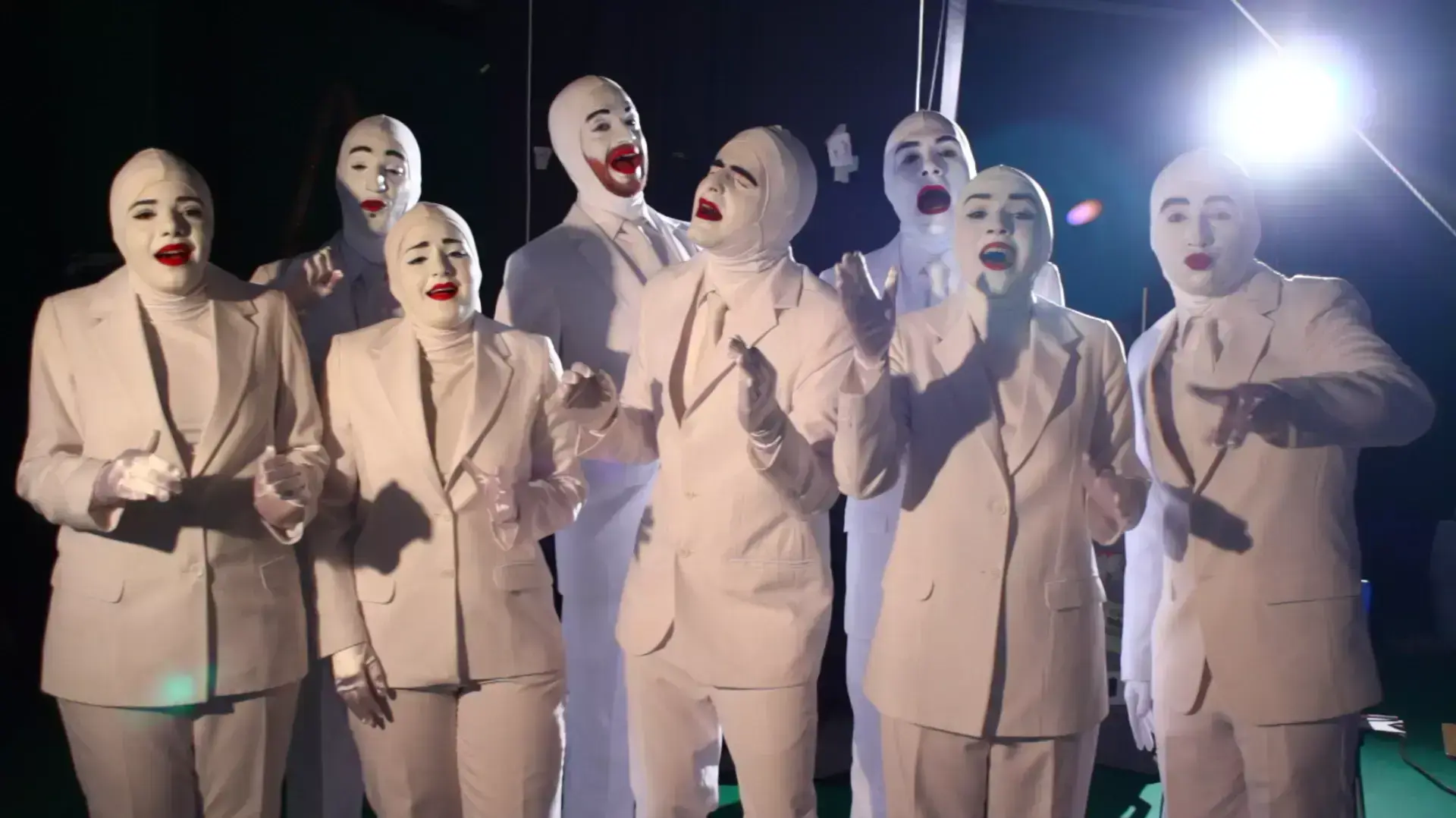 Voca People, ווקה פיפל, שיר בחזרה