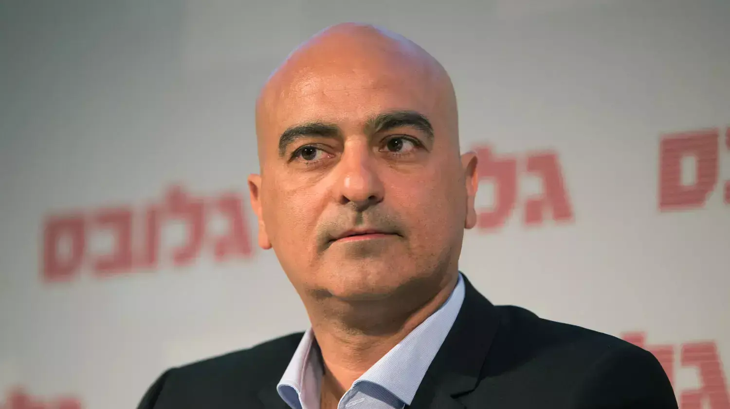 חנן מור