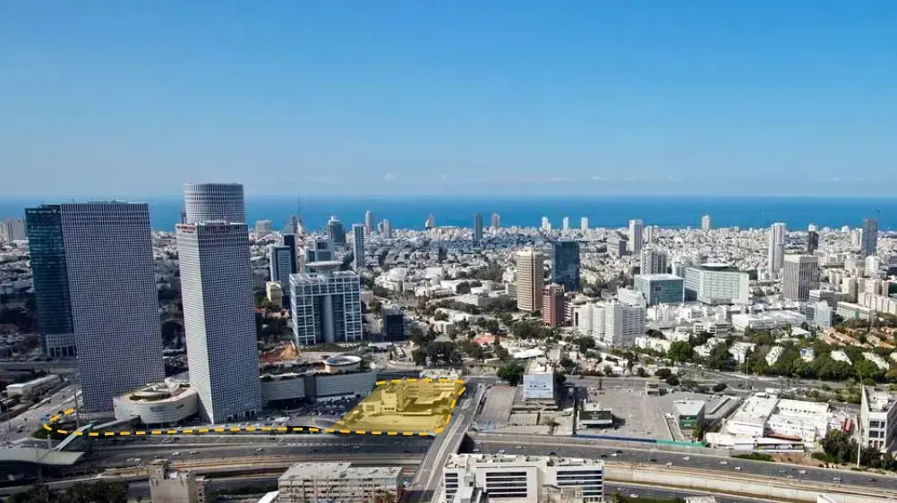 בנייה ליד עזריאלי