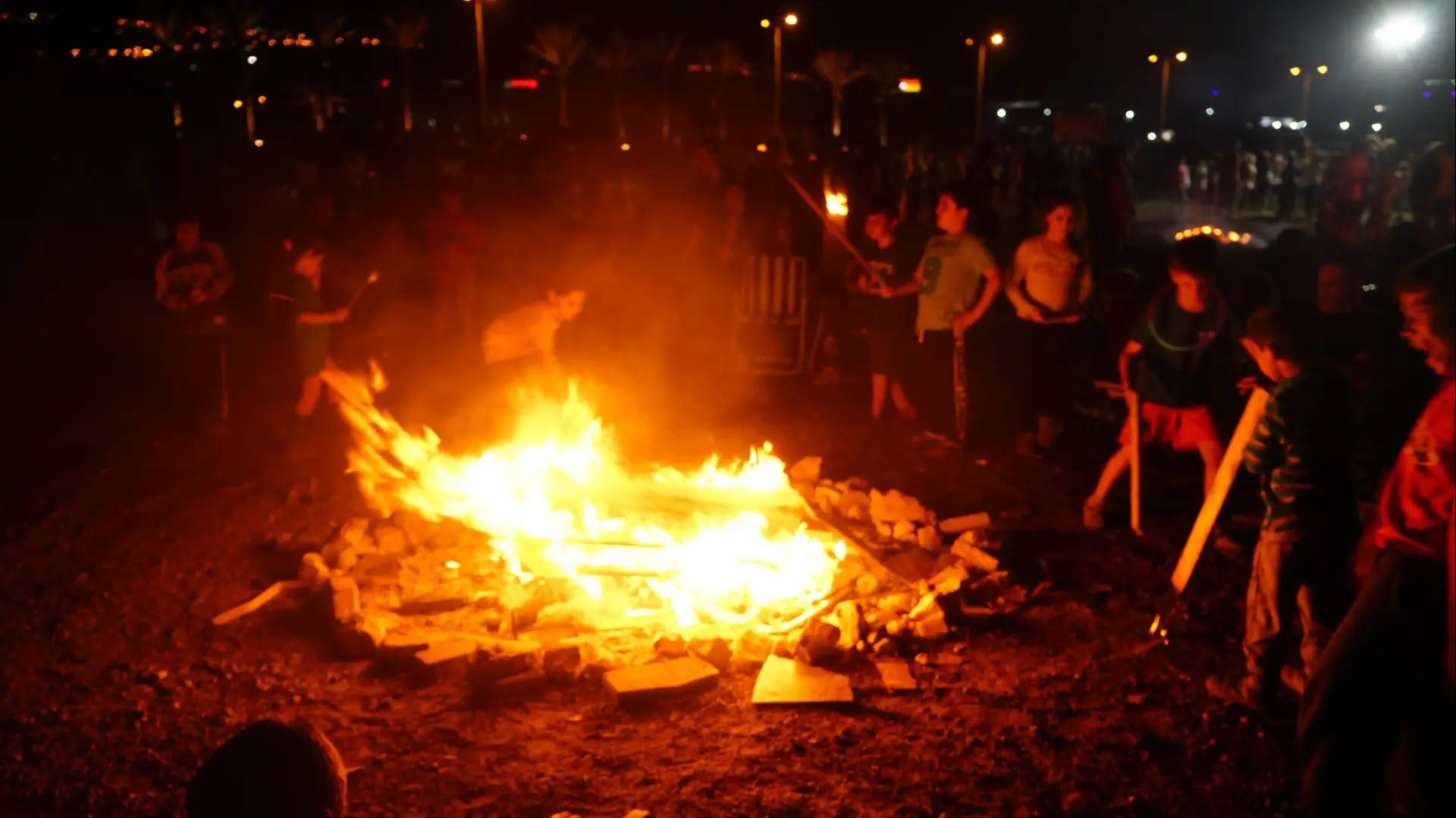 ל"ג בעומר בחוף הסטודנטים, חיפה. מאי 2016