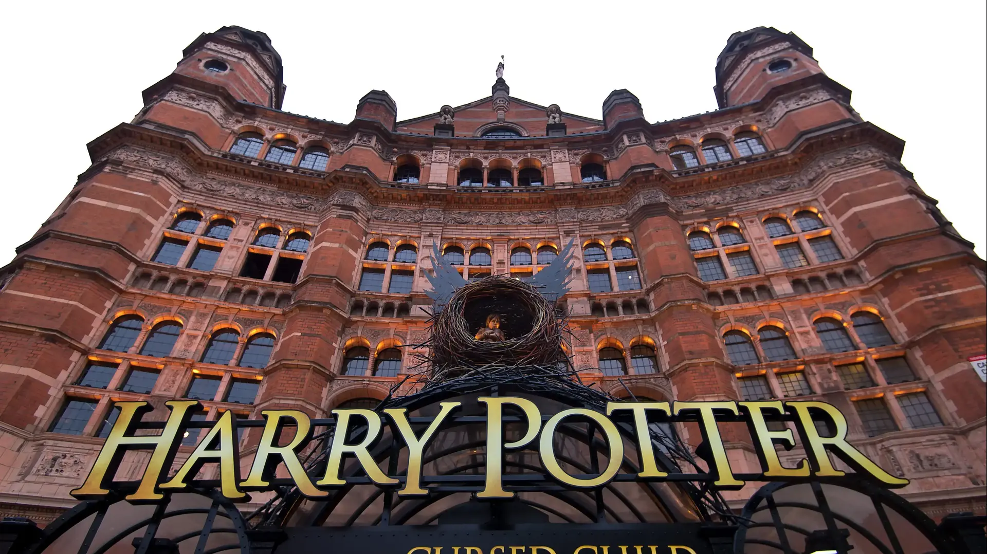 מחזה הארי פוטר, Harry Potter and the Cursed Child, הילד המקולל