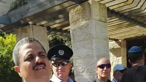 מפכ"ל המשטרה רוני אלשיך בטקס קריאת רחוב על שם אפרים ברכה במודיעין, יוני 2016