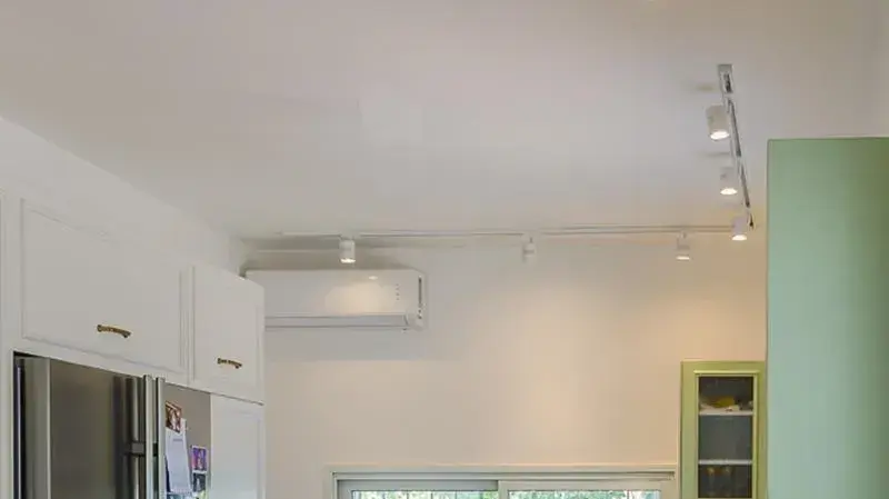בית משפחתי בבית דגן; עיצוב פנים: סטודיו סמפל  עדית לוי