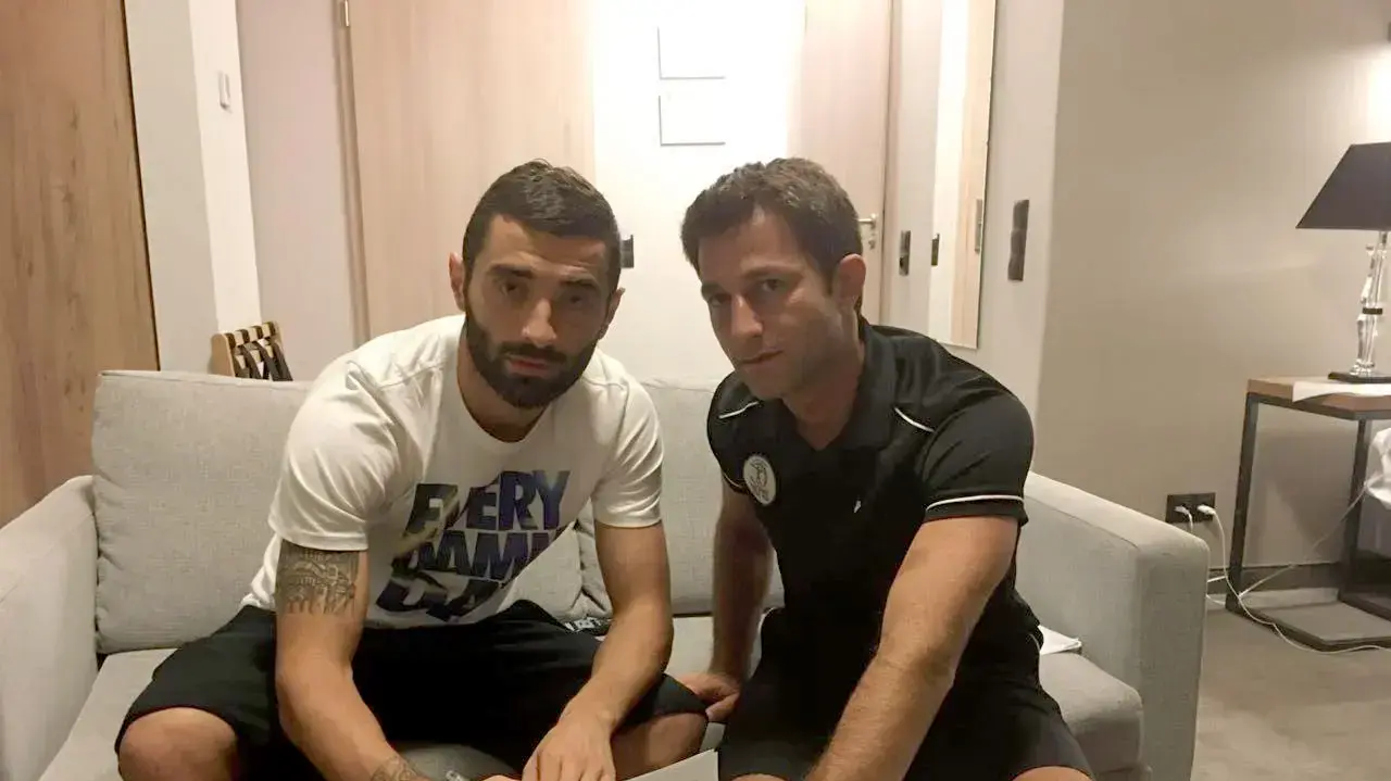 שחקן הפועל כפר סבא סלבישה סטויאנוביץ' ומהנבכ"ל רובי רגב