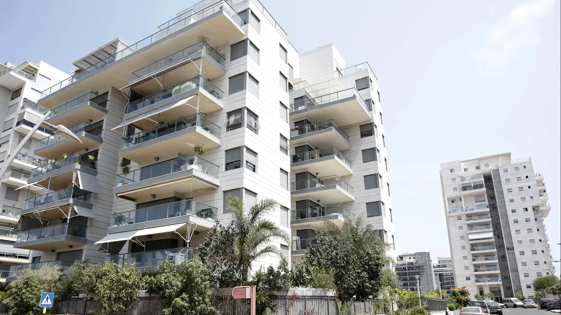 המגדלים הסמוכים לכפר הקסום  כפר הנוער ויצ"ו נחלת יהודה
