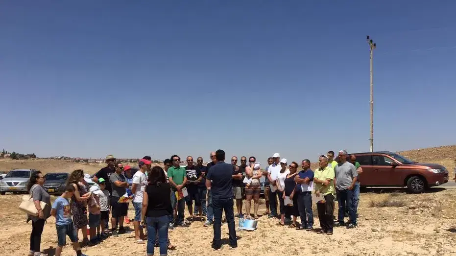 סיור מתעניינים בשכונת נופים החדשה בערד. 4 באוגוסט 2016