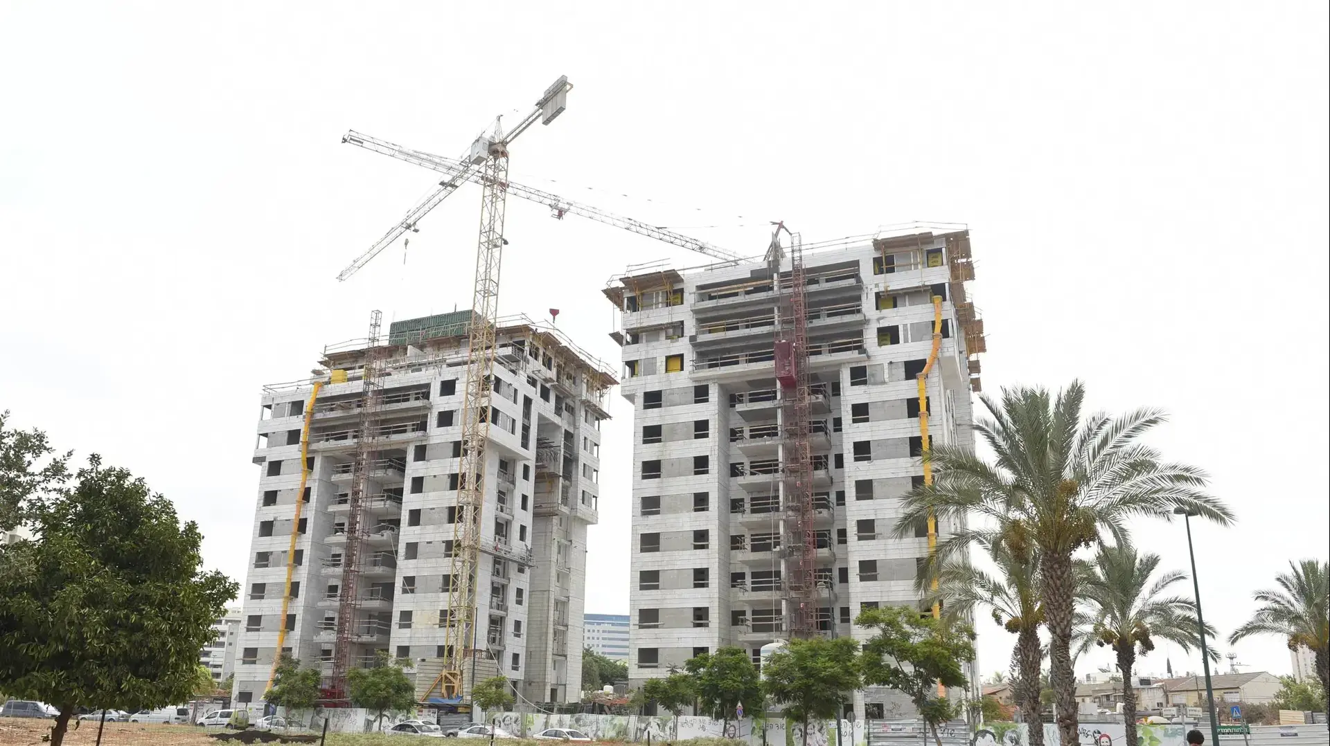 אתר בנייה בקריית אונו 14.8.2016