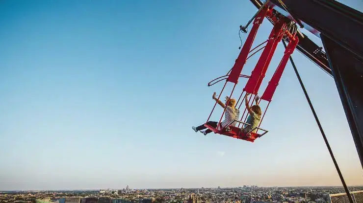 הנדנדה הגבוהה בעולם אמסטרדם