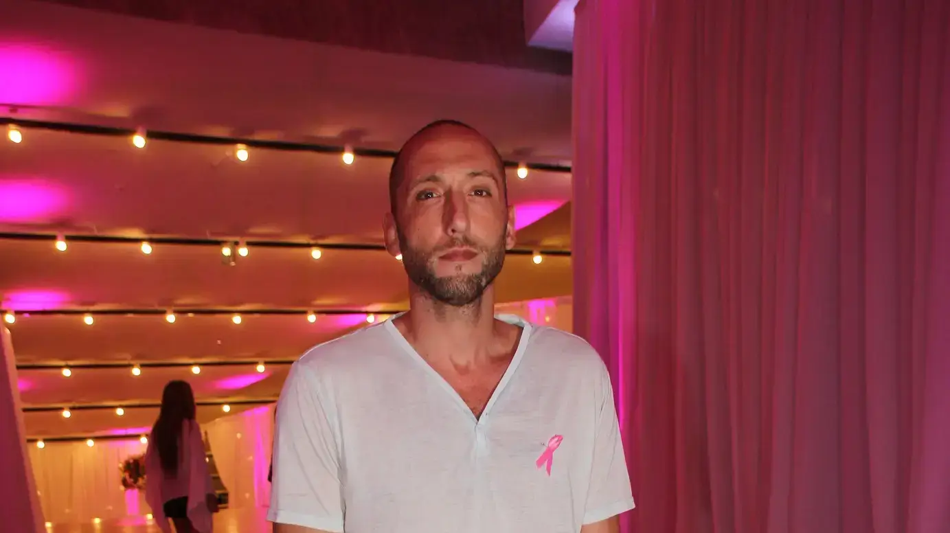 אסתי לאודר אסתי לאודר