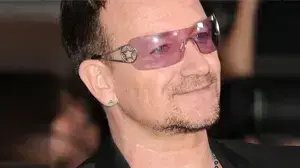 בונו מלהקת U2 בפתיחת פסטיבל טורונטו