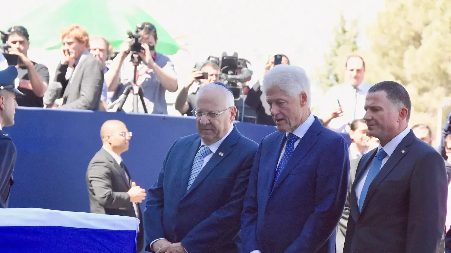 נשיא המדינה ראובן ריבלין ונשיא ארצות הברית לשעבר ביל קלינטון. הכנסת, 29 בספטמבר 2016