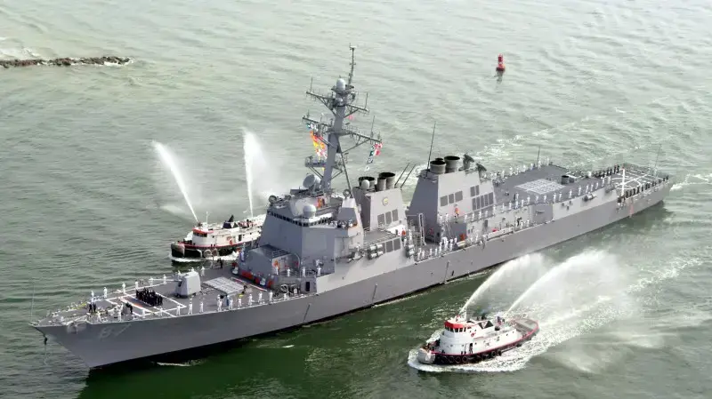 המשחתת האמריקנית USS Mason, המפרץ הפרסי, ספטמבר 2016