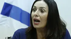שרת התרבות מירי רגב במסיבת עיתונאים לאחר טקס פרסי אופיר