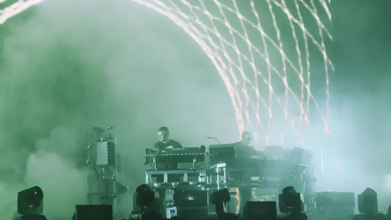כמיקל בראדרז בהופעה בישראל, The Chemical Brothers