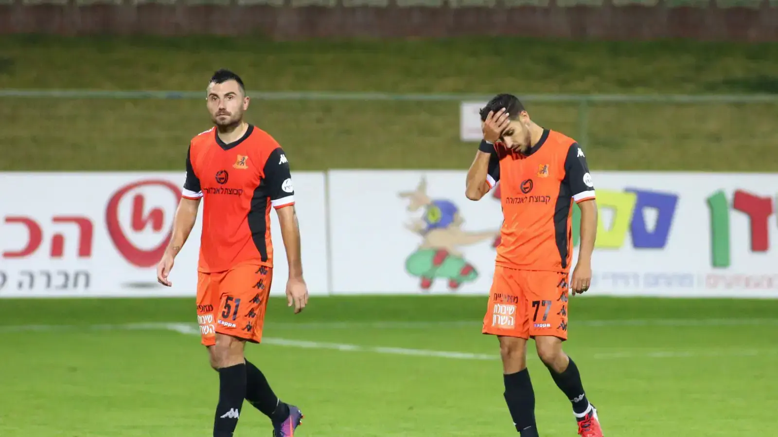 שחקני בני יהודה אלמוג בוזגלו, ניקולה מיטרוביץ'