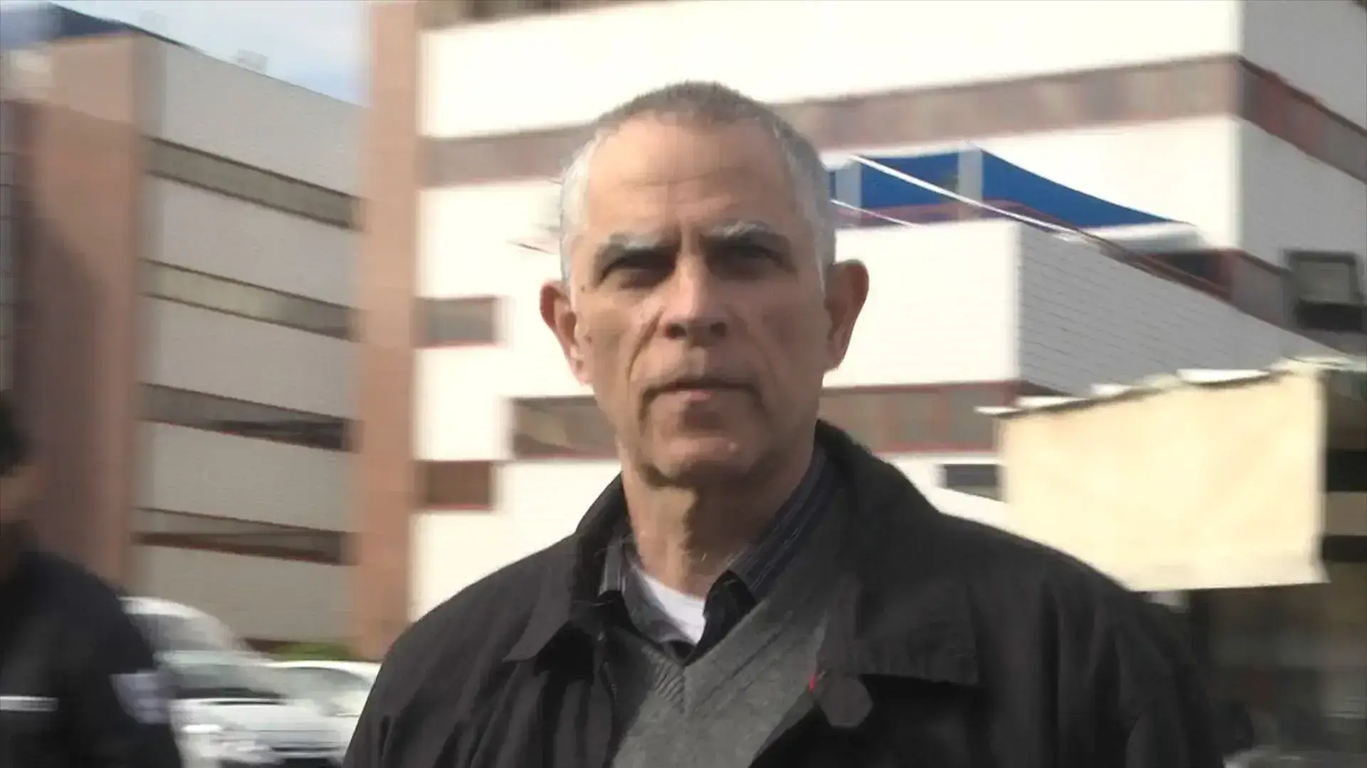 מו"ל "ידיעות אחרונות" הגיע לחקירה נוספת באזהרה במשרדי להב 433
