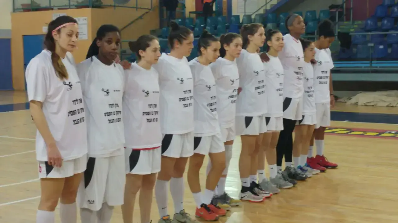 שחקניות הפועל זכרון מעגן שחקניות הפועל זכרון מעגן