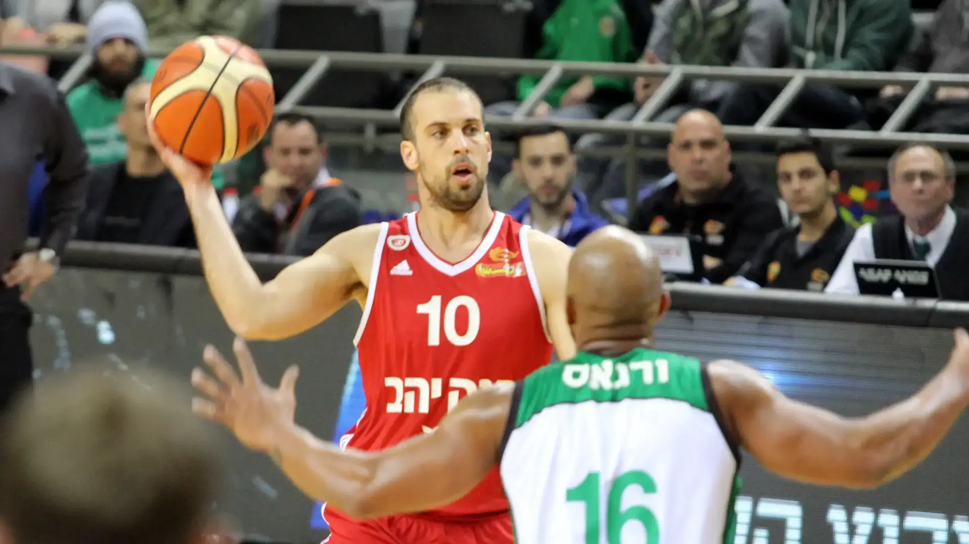 שחקן הפועל ירושלים יותם הלפרין