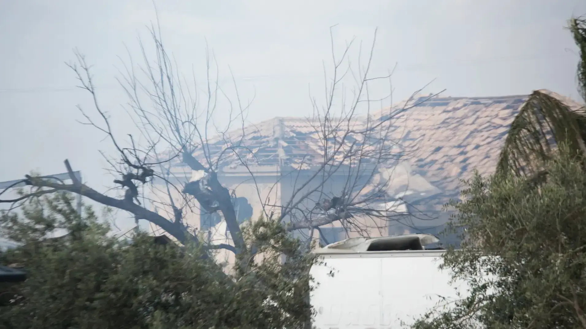 בית שניזוק מהפיצוץ במחסן הזיקוקים, פורת, 14 במרץ 2017