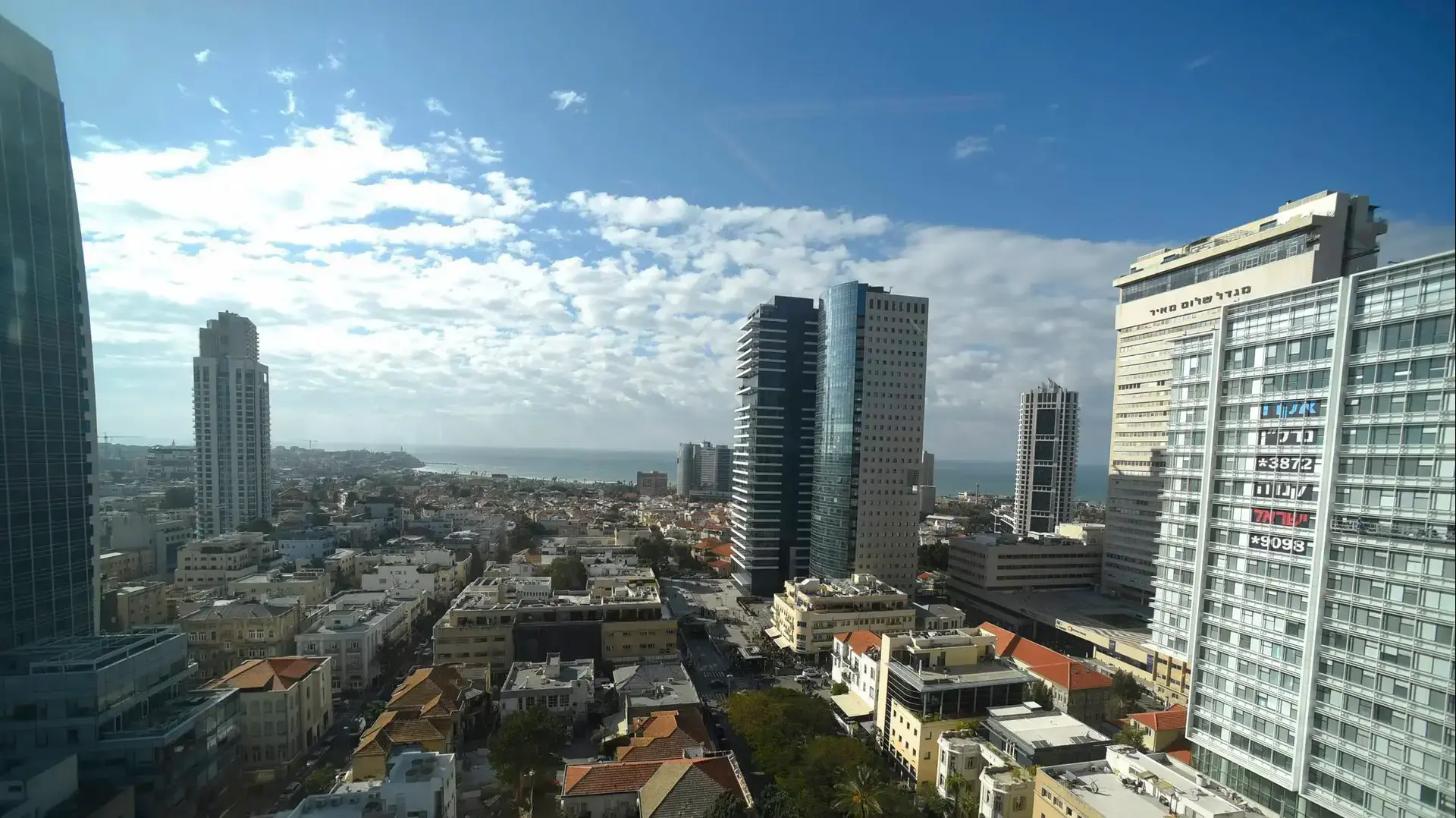 בניינים בתל אביב. מרץ 2017 בניינים בתל אביב. מרץ 2017