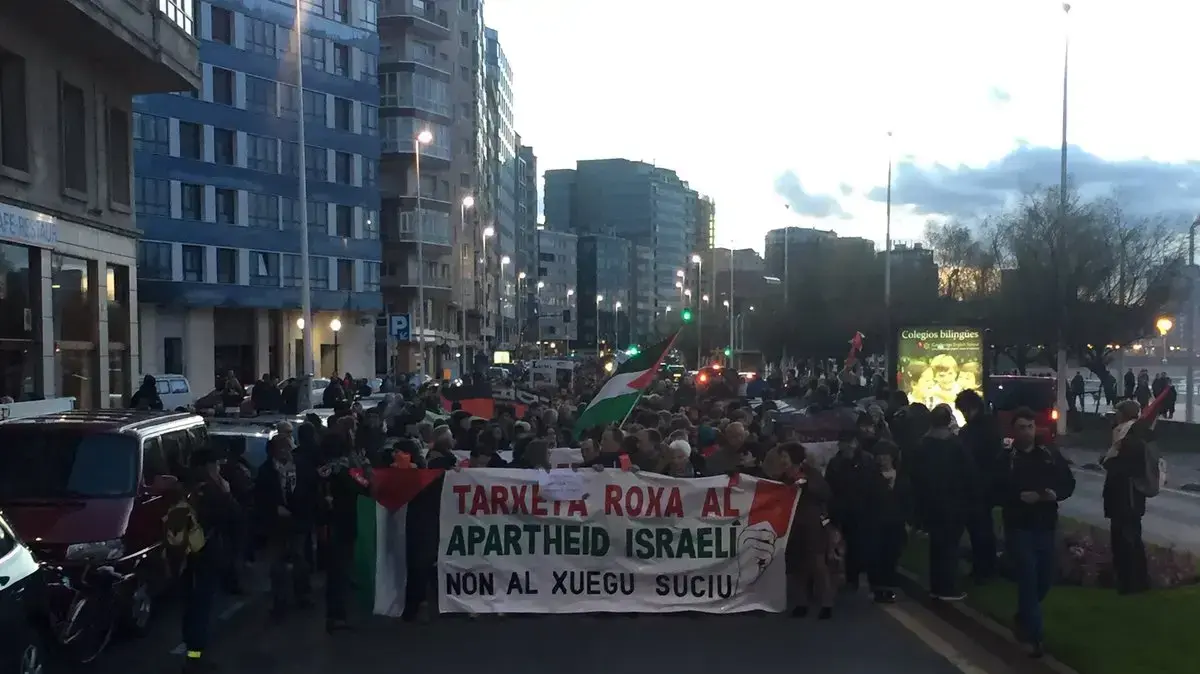 הפגנות נגד ישראל בחיחון לפני משחק הנבחרת