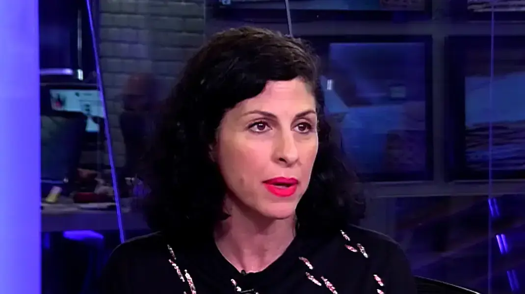אפרת בן צור