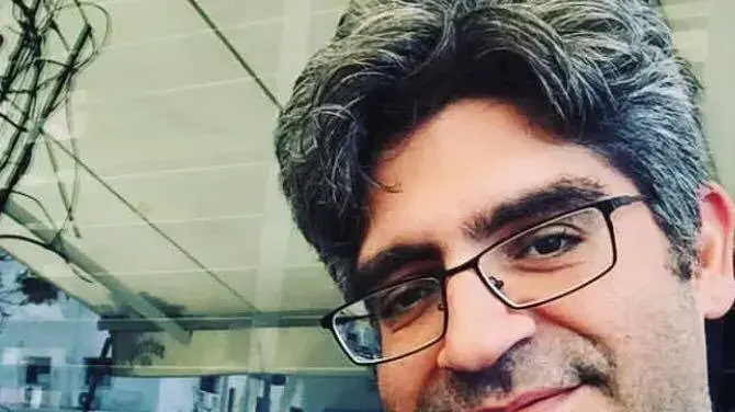 אורי גרוס