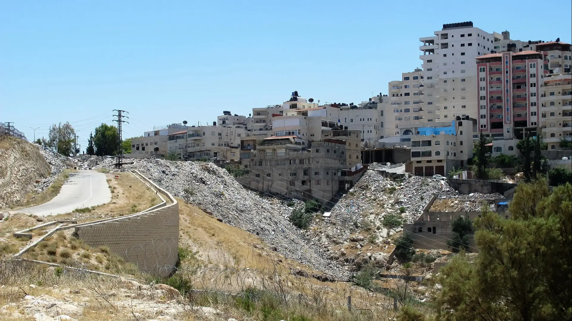 העיירה הפלסטינית אלעיזריה