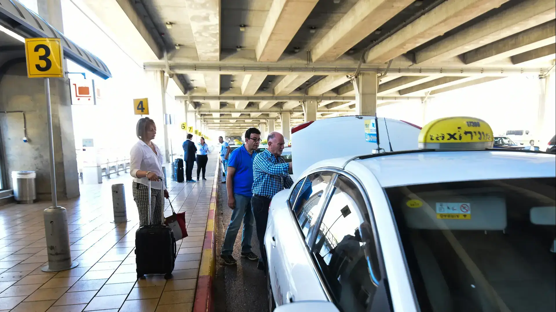 כתבה של אבי אשכנזי על משבר המוניות נתב"ג 20 ביוני 2017