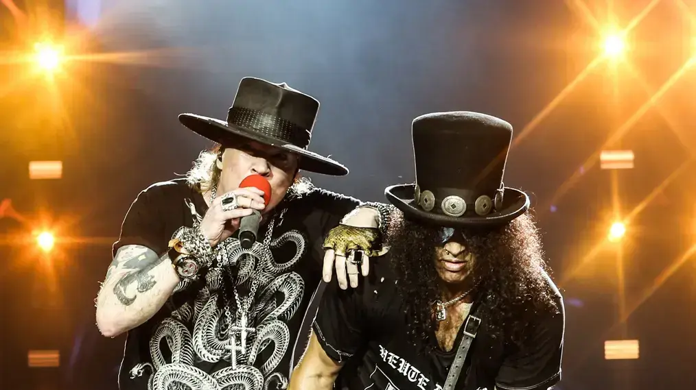 רובים ושושנים, גאנז אנד רוזס, Guns N' Roses
